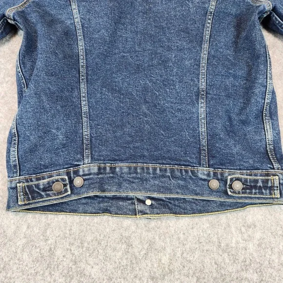 Levis Trucker Jacket Men M Blue Denim Button Up Classic Casual Outerwear Layer - Picture 9 of 12
